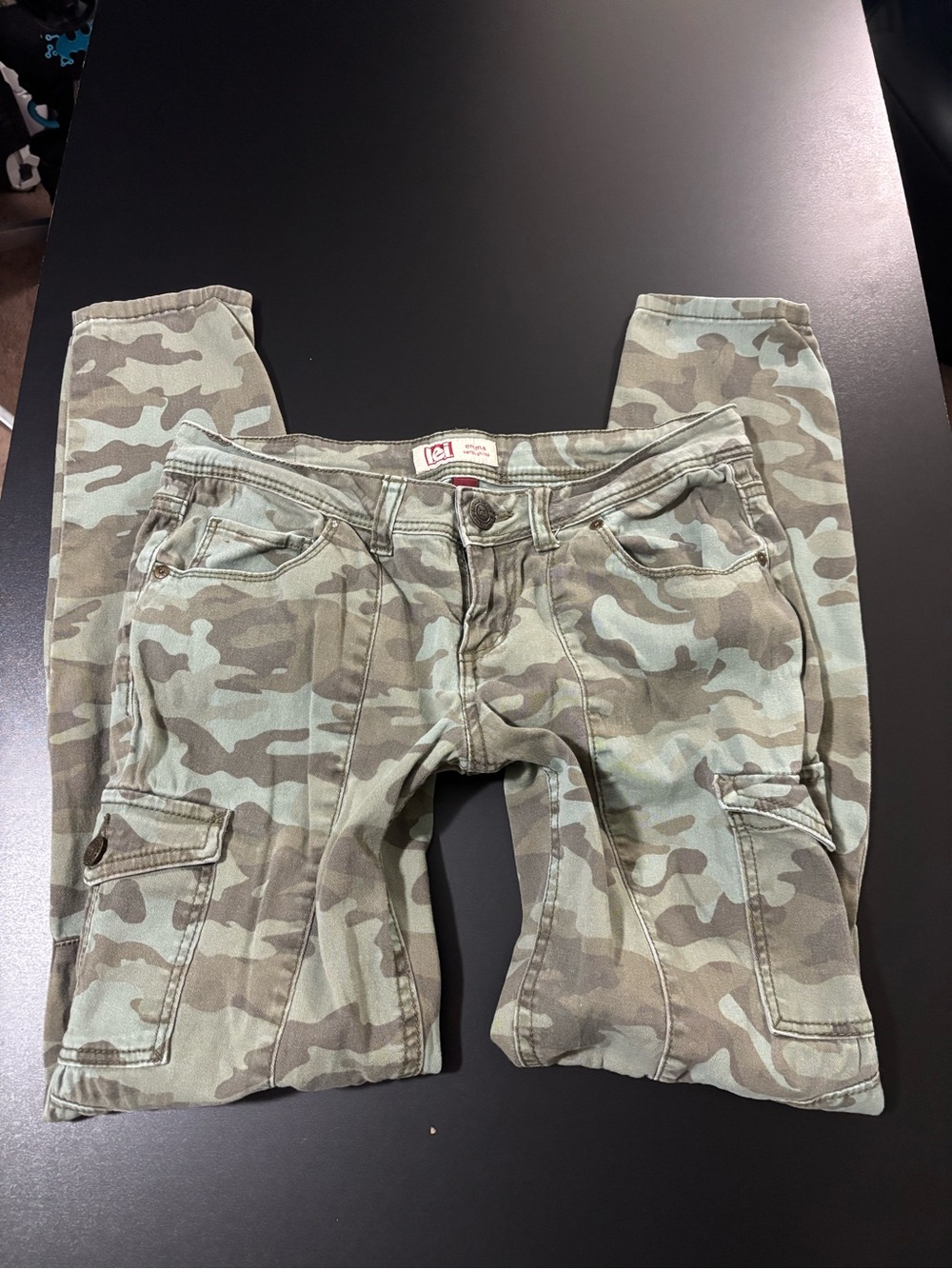 2000s y2k low rise L.E.I Emma Cargo Chino Camouflage jeans